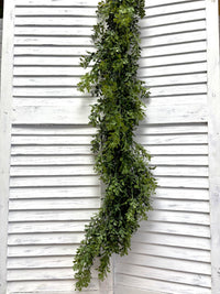 ITEM 11757 - 70" UV PROTECTED BOXWOOD LEAF GARLAND