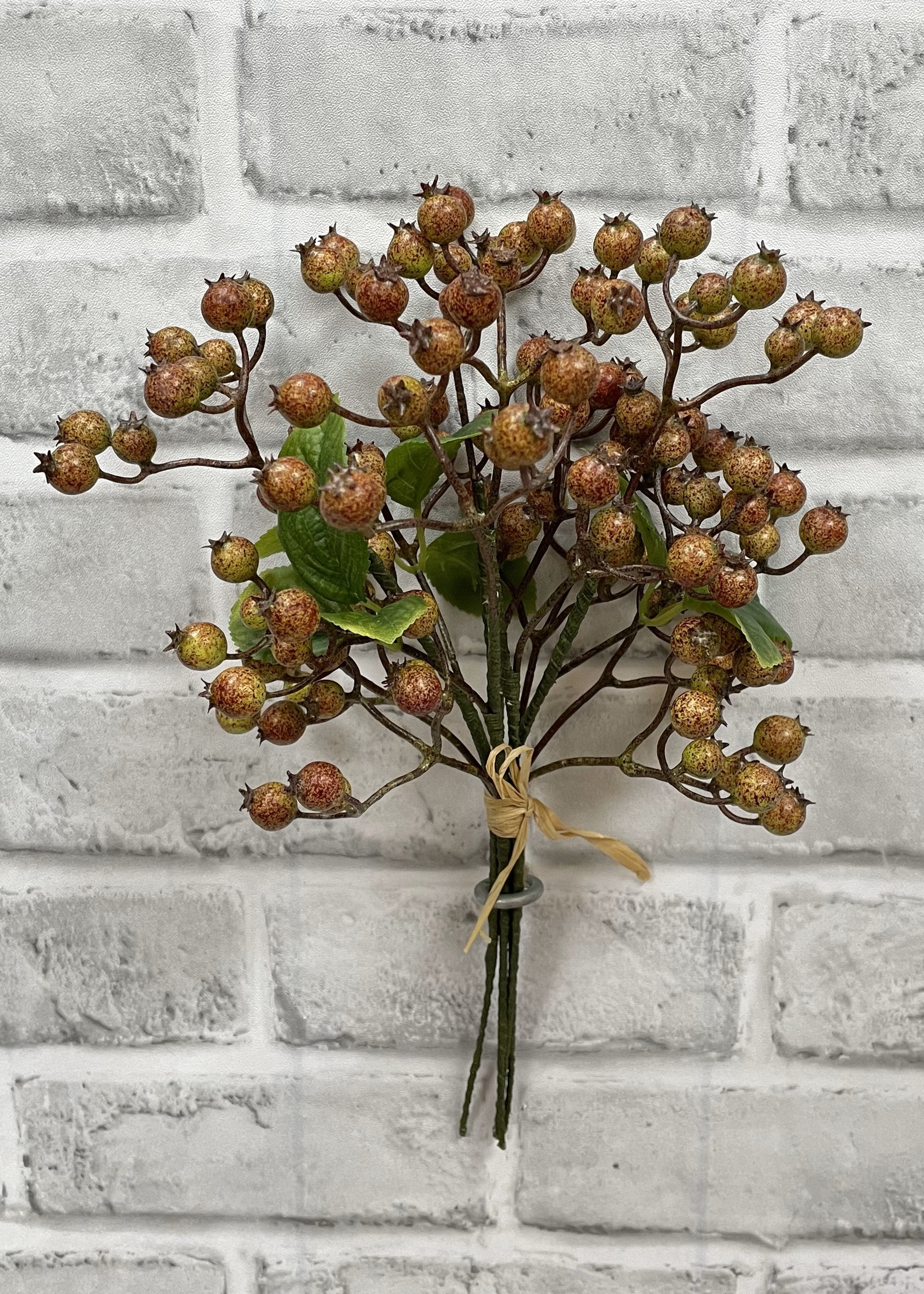 ITEM 12280 - 11" FALL BERRY BUNDLE WITH 5 STEMS