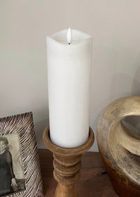 ITEM 1642W - 3"X8" WHITE 3D FLAME SMOOTH FINISH MELTING REALISTIC LED PILLAR WITH 6 HOUR TIMER