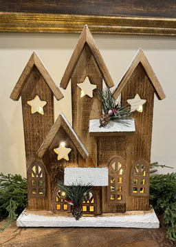 ITEM 1677 - 9" X 2.75" X 12" LED NATURAL WOODEN STAR TOWNHOUSE W/TIMER