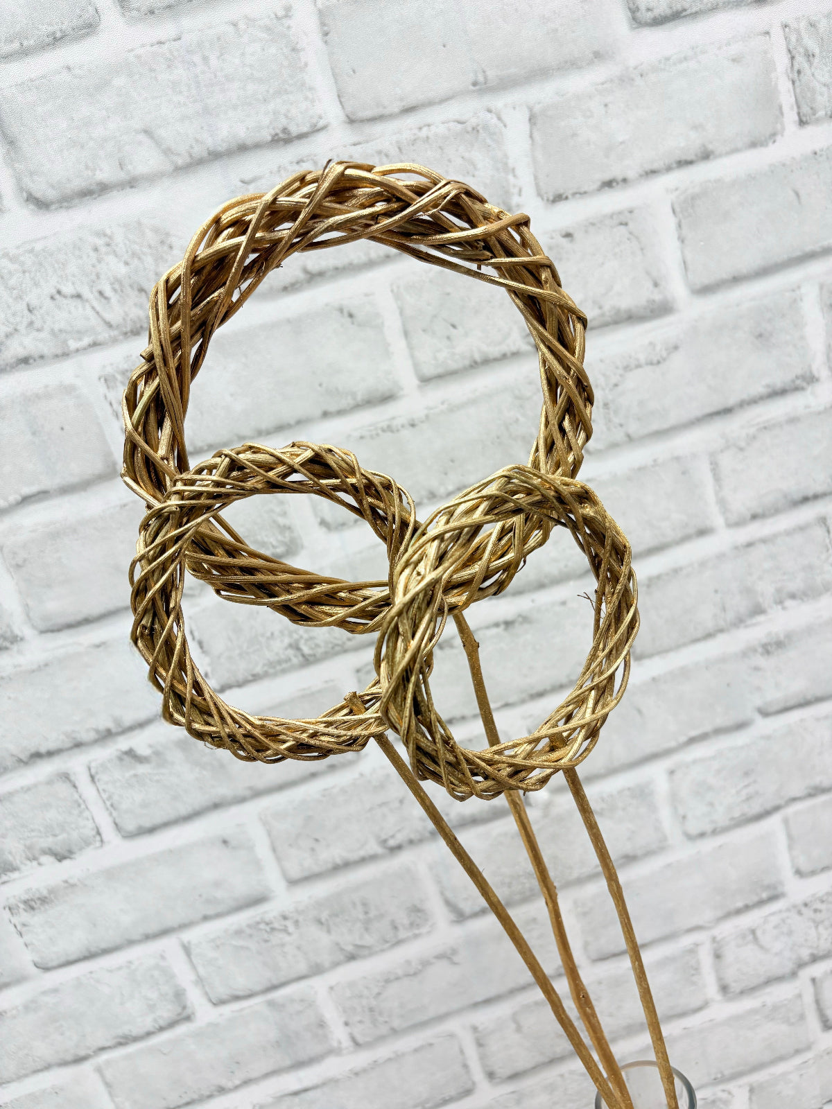 ITEM 1804 GD - 23-26" TALL GOLD LATA WREATH ON STEM PACKAGE - 3 PER PACKAGE - 2X4" & 1X6"