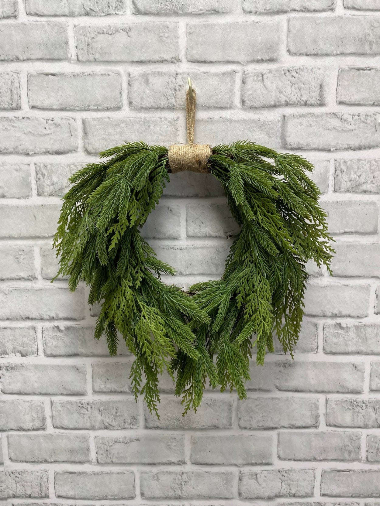 ITEM 81908 - 9.5" FRESH TOUCH SPRUCE AND CEDAR HEART WREATH