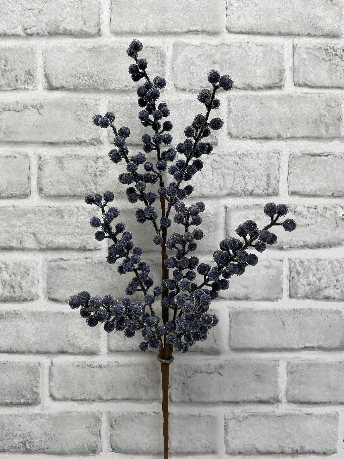 ITEM 81998 BL - 25.5" BLUE SUGARED BERRY SPRAY