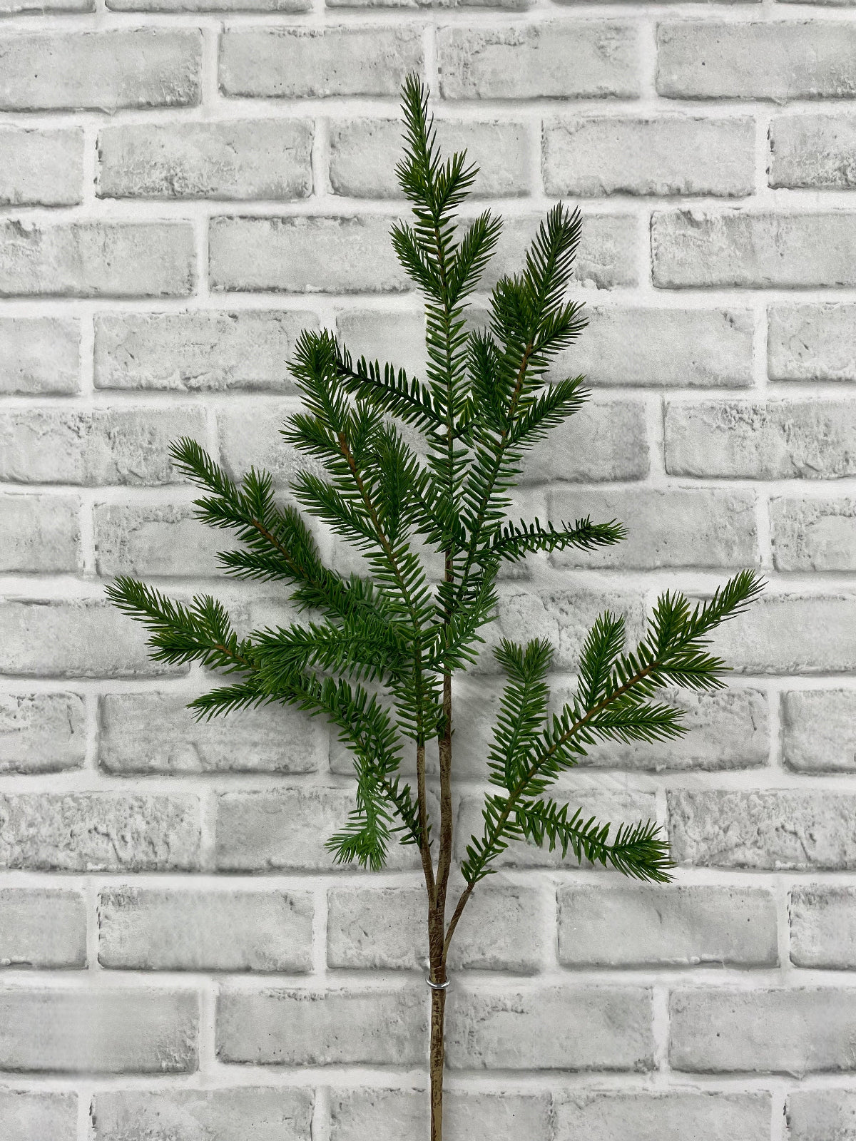 ITEM 82112 - 39" FRESH TOUCH NORWAY SPRUCE  SPRAY
