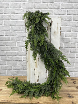 ITEM 82126 - 5 FOOT FRESH TOUCH EASTERN RED CEDAR GARLAND