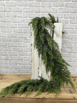 ITEM 82127 - 6 FOOT FRESH TOUCH EASTERN RED CEDAR  GARLND