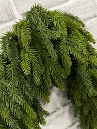 ITEM 82157 - 6 FOOT RED SPRUCE  HANGING/DRIPPING  GARLAND