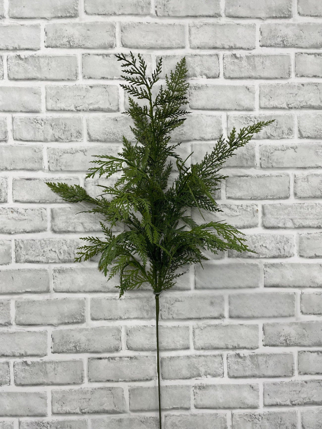 ITEM 82182 - 33" FRESH TOUCH CYPRESS SPRAY