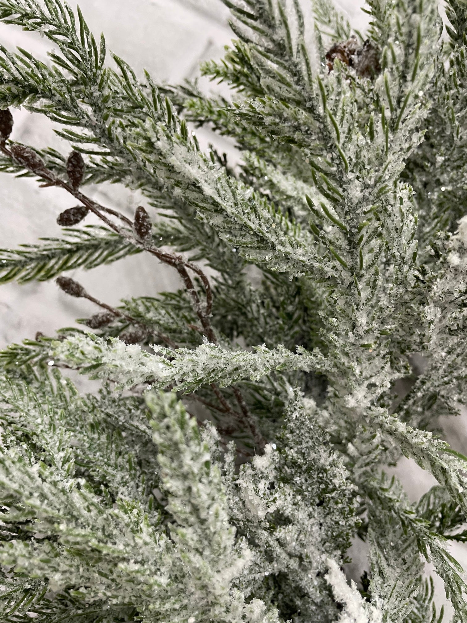 ITEM 82212 - 12" INSIDE DIM, 23" OUTSIDE DIM, 26"L FROM TOP OF HANGER TO BOTTOM OF WREATH FRESH TOUCH SNOWY PINE HEART SHAPE WREATH