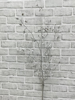 ITEM 82249 SILVER - 37.5" METALLIC SILVER TEA LEAF SPRAY