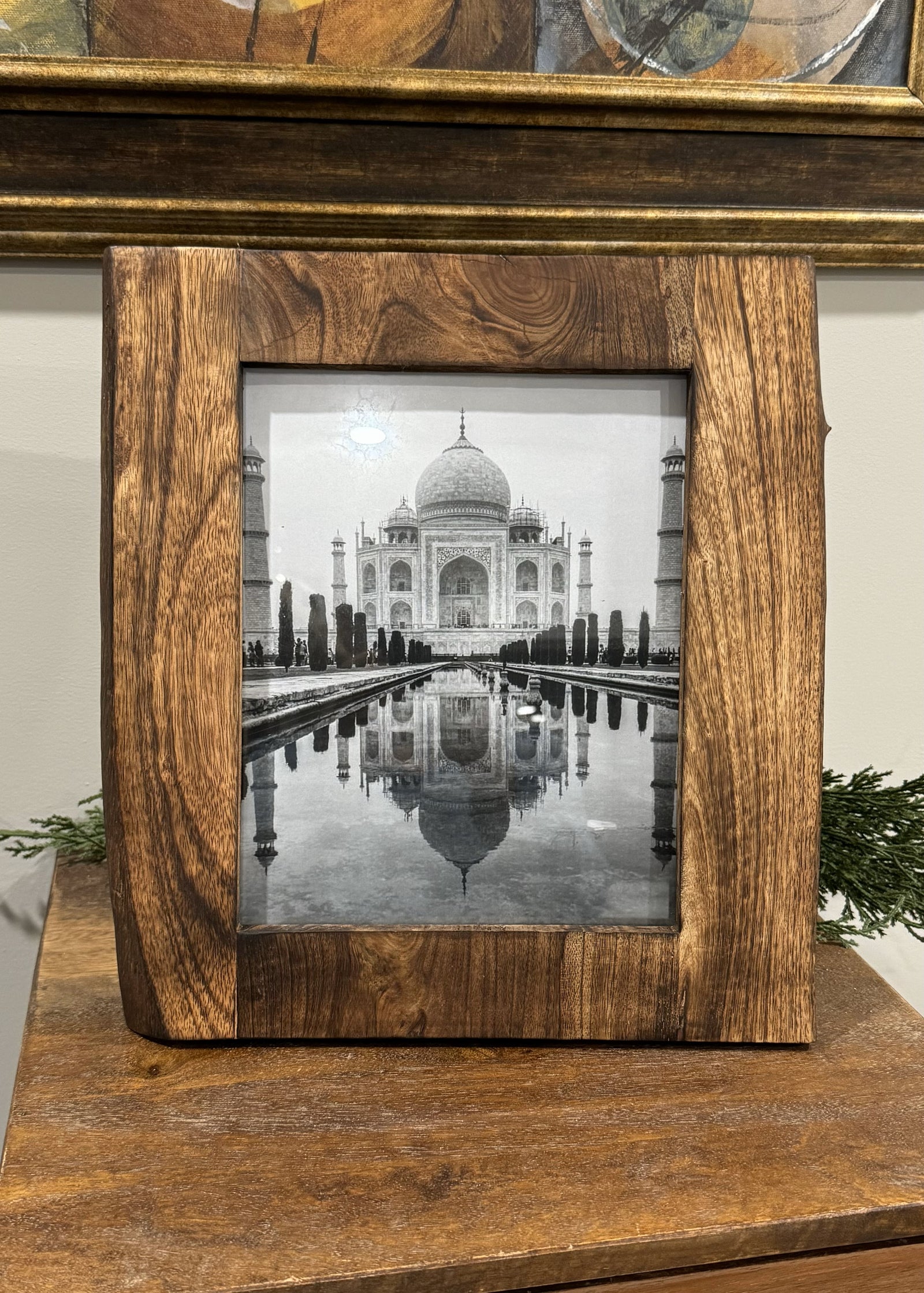 ITEM DDL1045-8 - 12"X14" MANGO WOOD PHOTO FRAME (HOLDS A 8"X10" PICTURE)