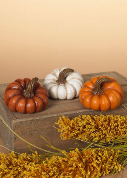 ITEM G2551670 - 3.15"L RESIN HARVEST PUMPKIN