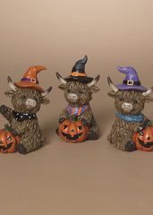 ITEM G2797330  - 5.5"H RESIN HALLOWEEN HIGHLAND COW