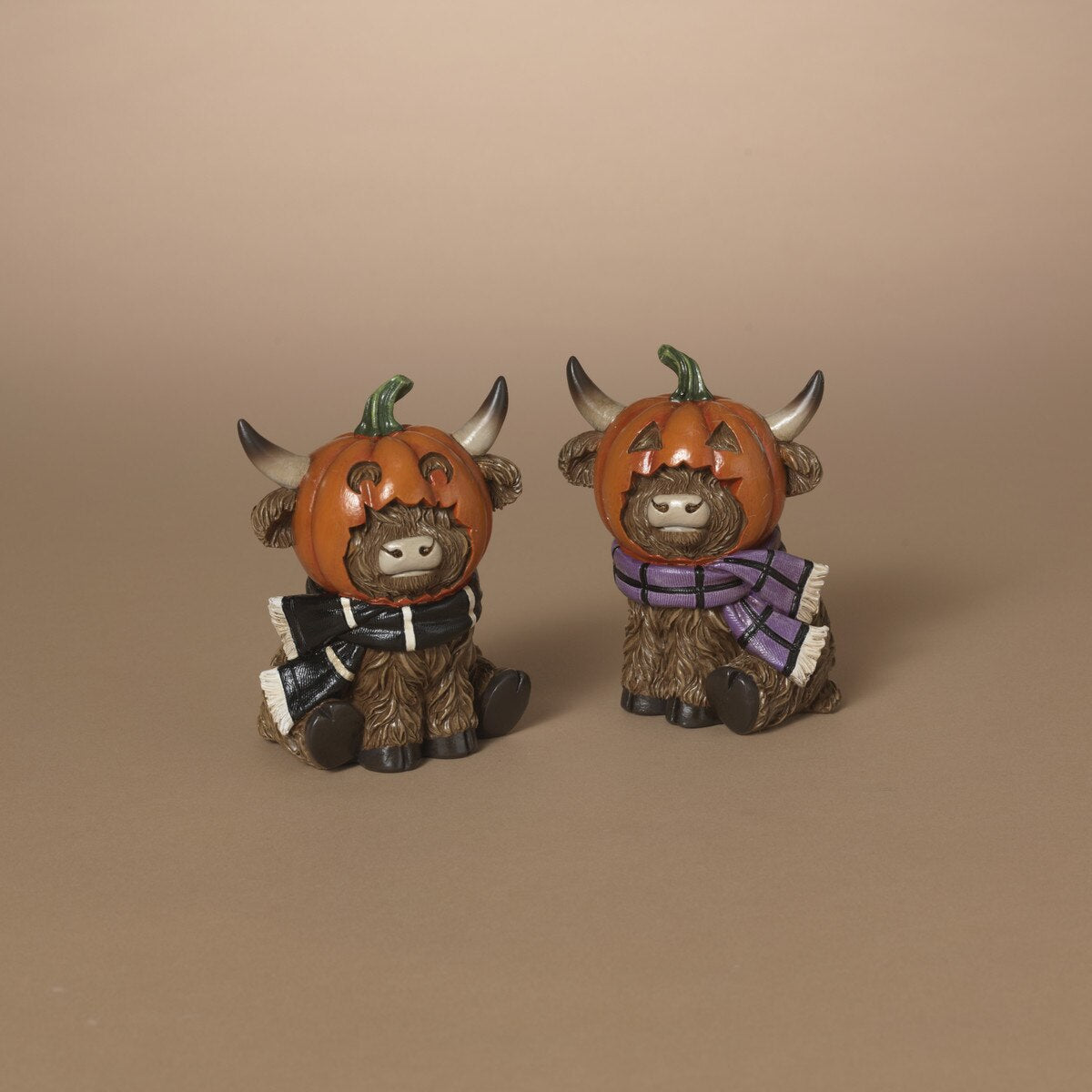 ITEM G2851310 - 4.5"H RESIN HALLOWEEN HIGHLAND COW - 2 ASSORTED