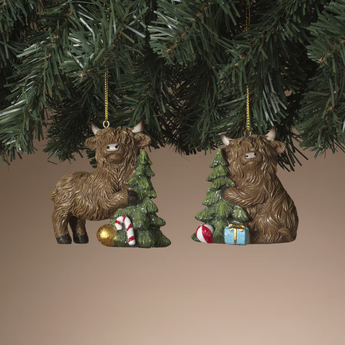 ITEM G2851970 - 3.25"H RESIN HOLIDAY HIGHLAND COW ORNAMENT - 2 ASSORTED