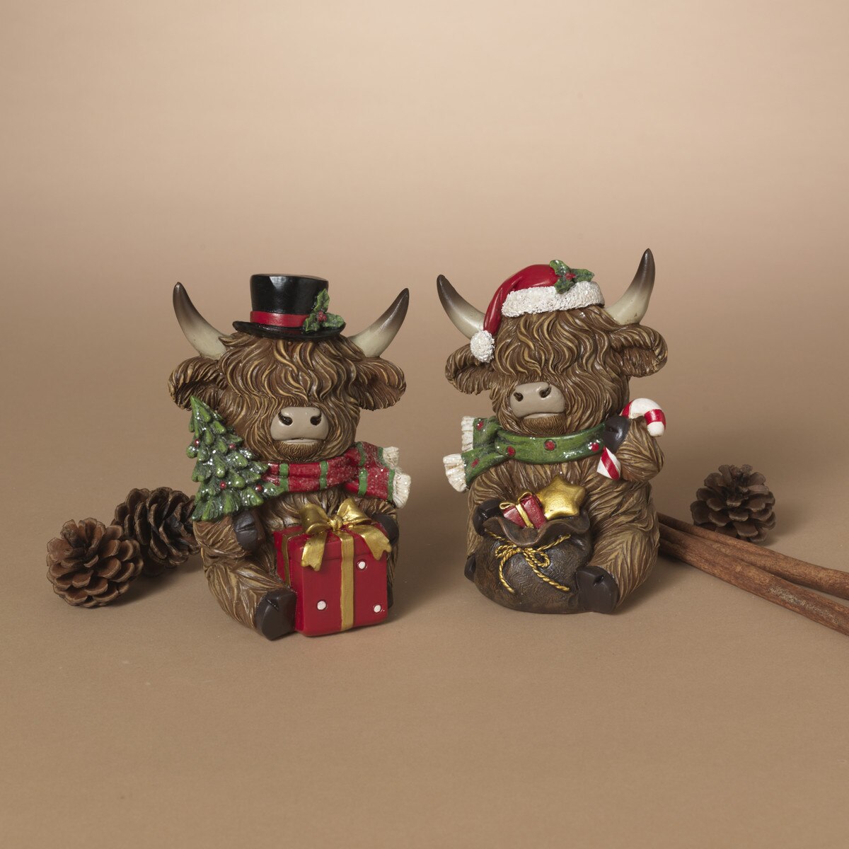 ITEM G2864860 - 5.5"H RESIN HOLIDAY HIGHLAND COW - 2 ASSORTED