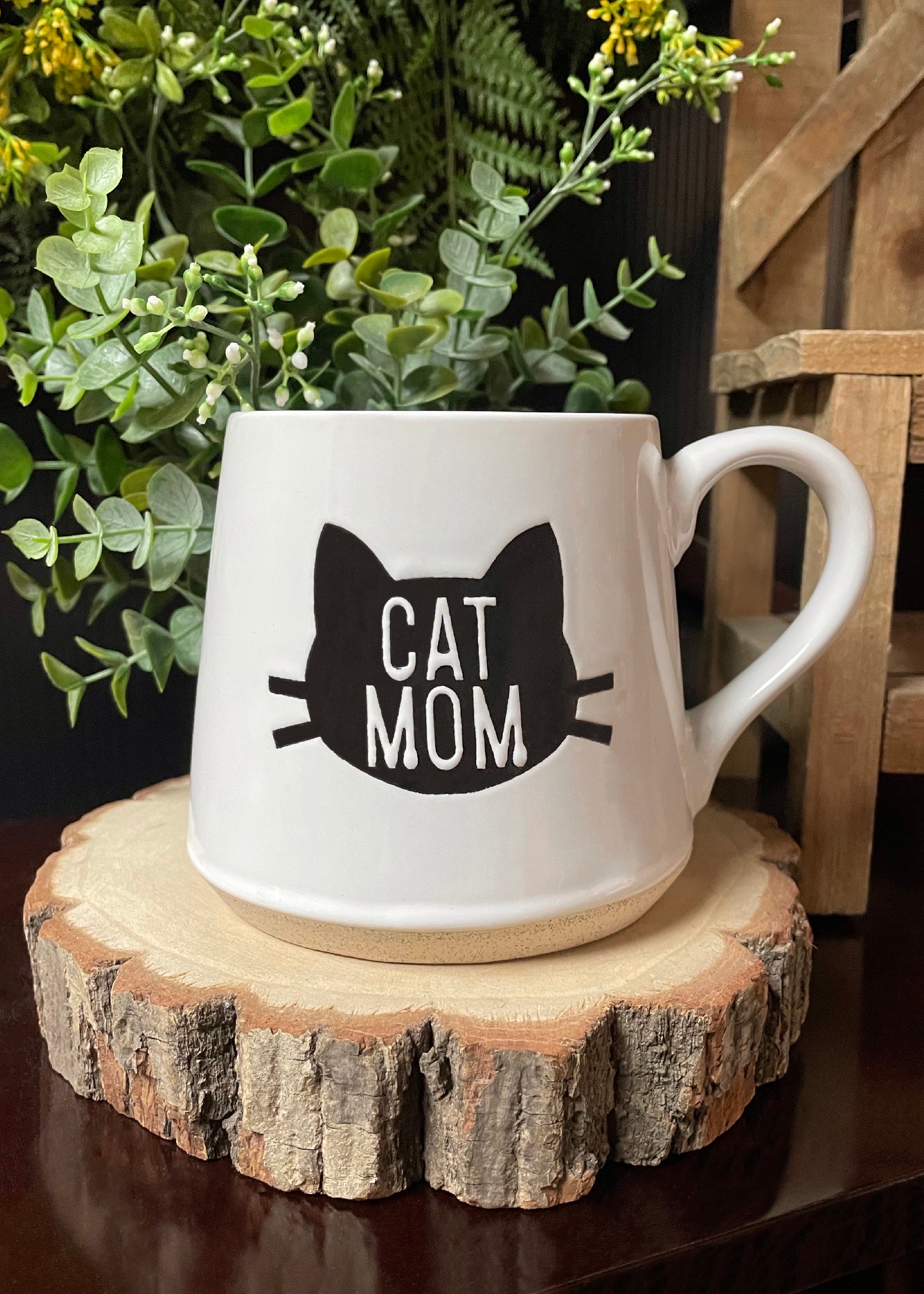 ITEM KOP 25149 - 3.75inX4in "CAT MOM" FAT BOTTOM MUG