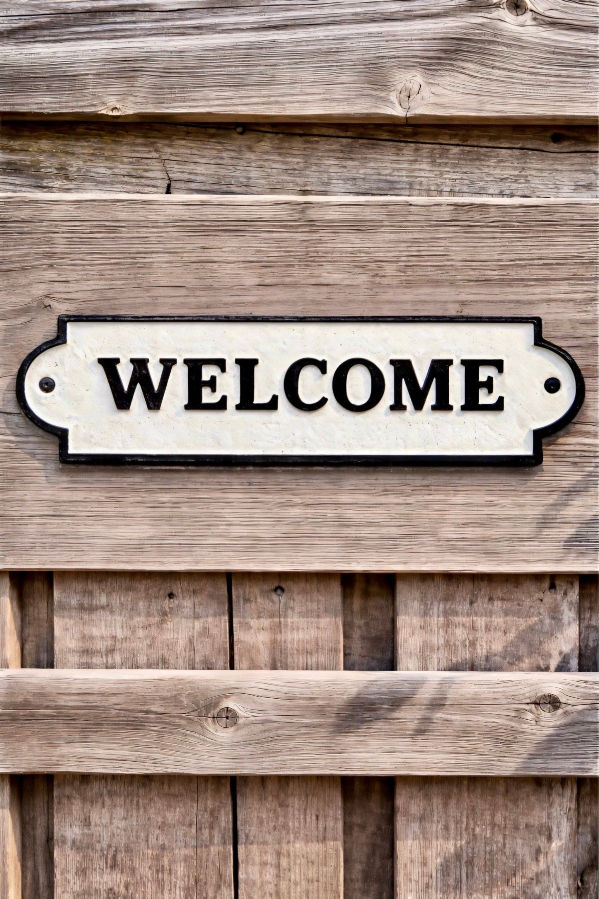 ITEM KOP 55744 - 7"X2" WHITE CAST IRON "WELCOME" SIGN