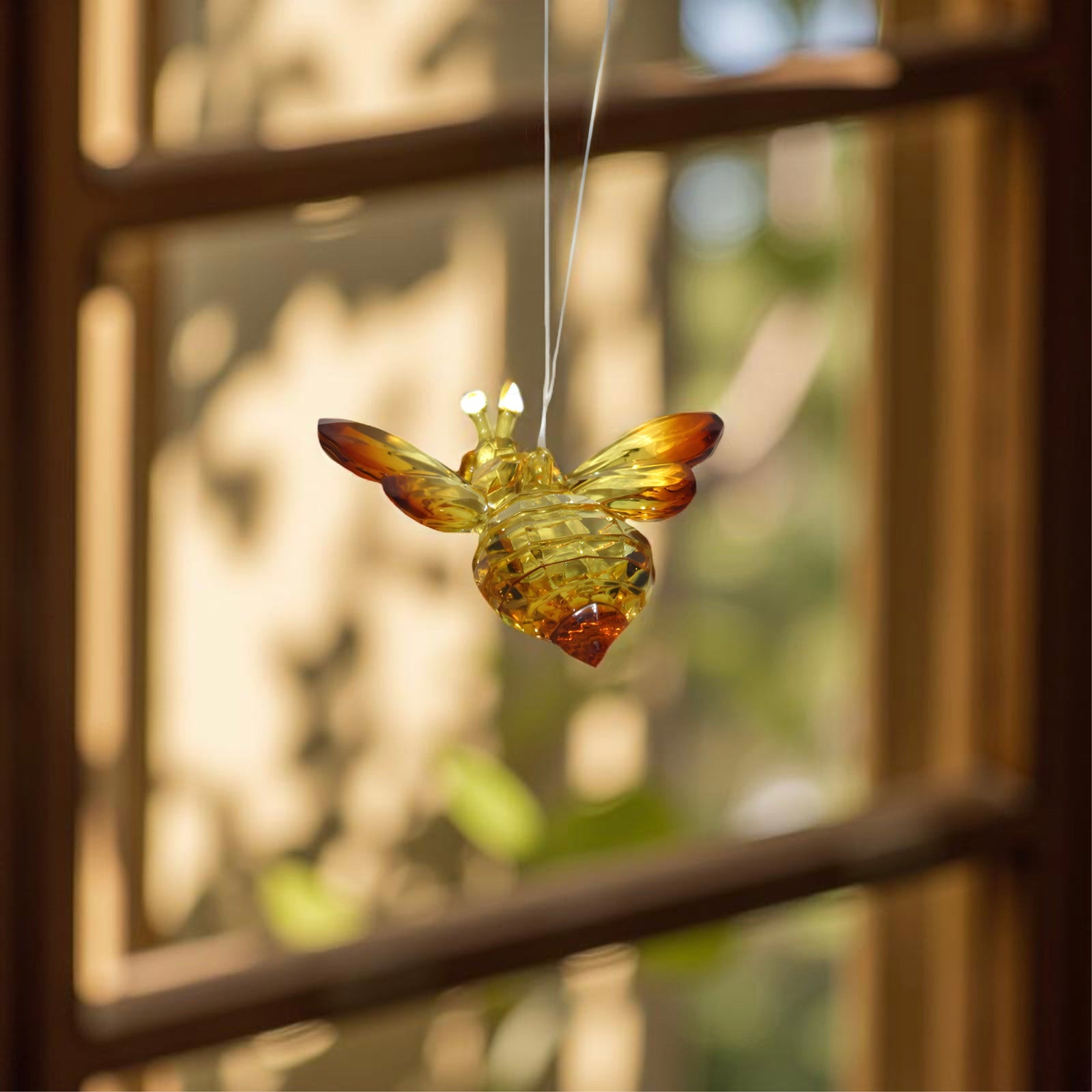 ITEM KOP 55802 - 4.25" BUMBLE BEE SUNCATCHER