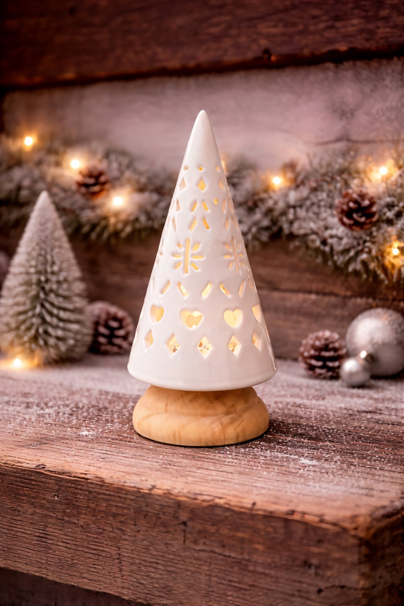 ITEM KOP 81709 - 3"X7.5" WOOD AND CERAMIC LED TREE