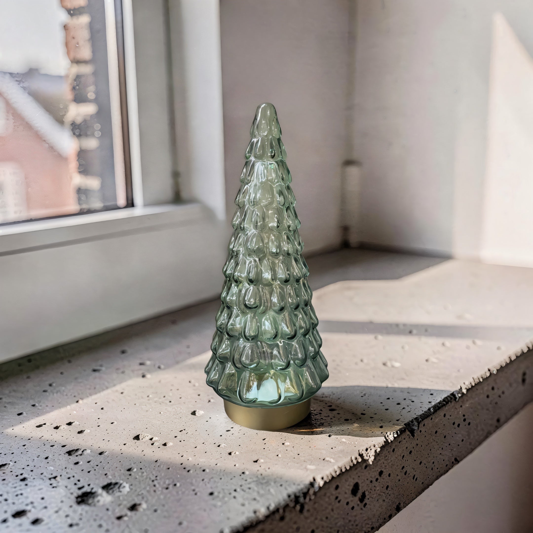 ITEM KOP 82624 - 4"X10" GREEN GLASS LED TREE