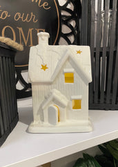 ITEM KOP 83421 - 5.25"X4"X8" LED WHITE CERAMIC HOUSE