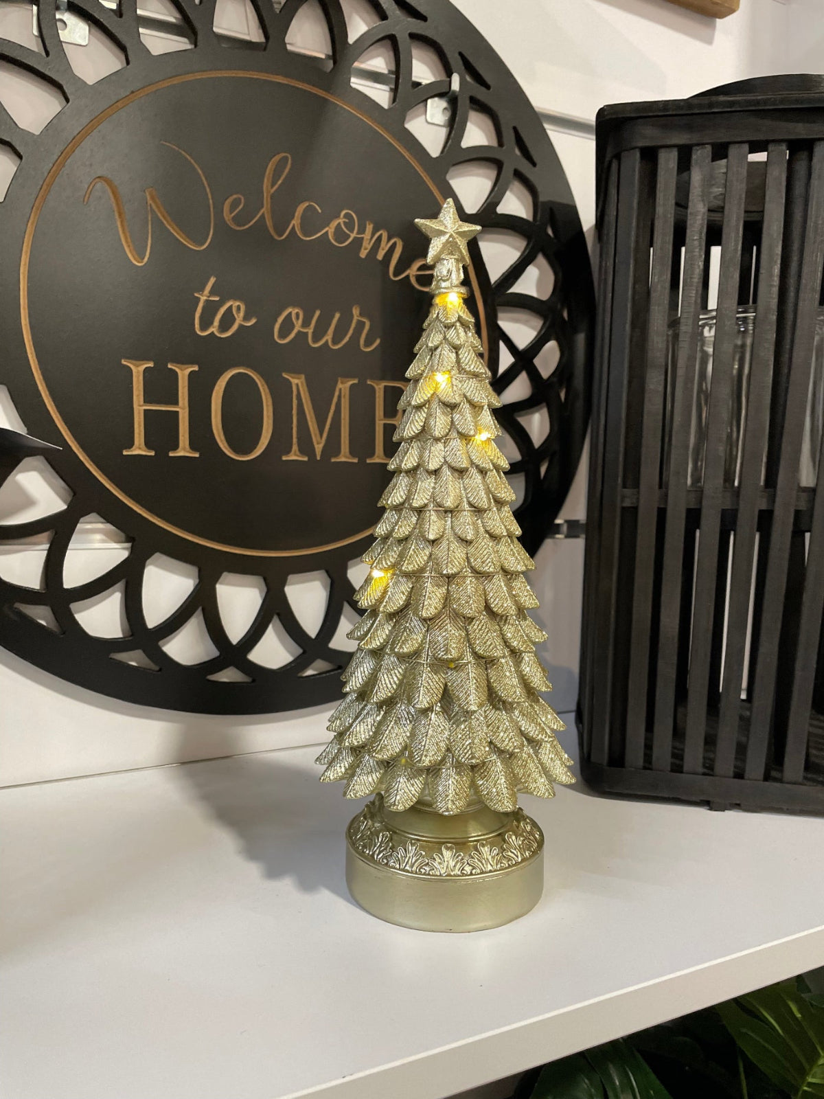 ITEM KOP 83912 - 4.75"X11.75" LED CHAMPAGNE RESIN TREE WITH STAR TOPPER