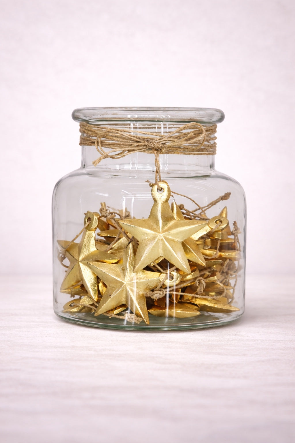 ITEM KOP 84627 - 2"X0.5"X2" JAR OF 30 GOLD STAR ORNAMENTS
