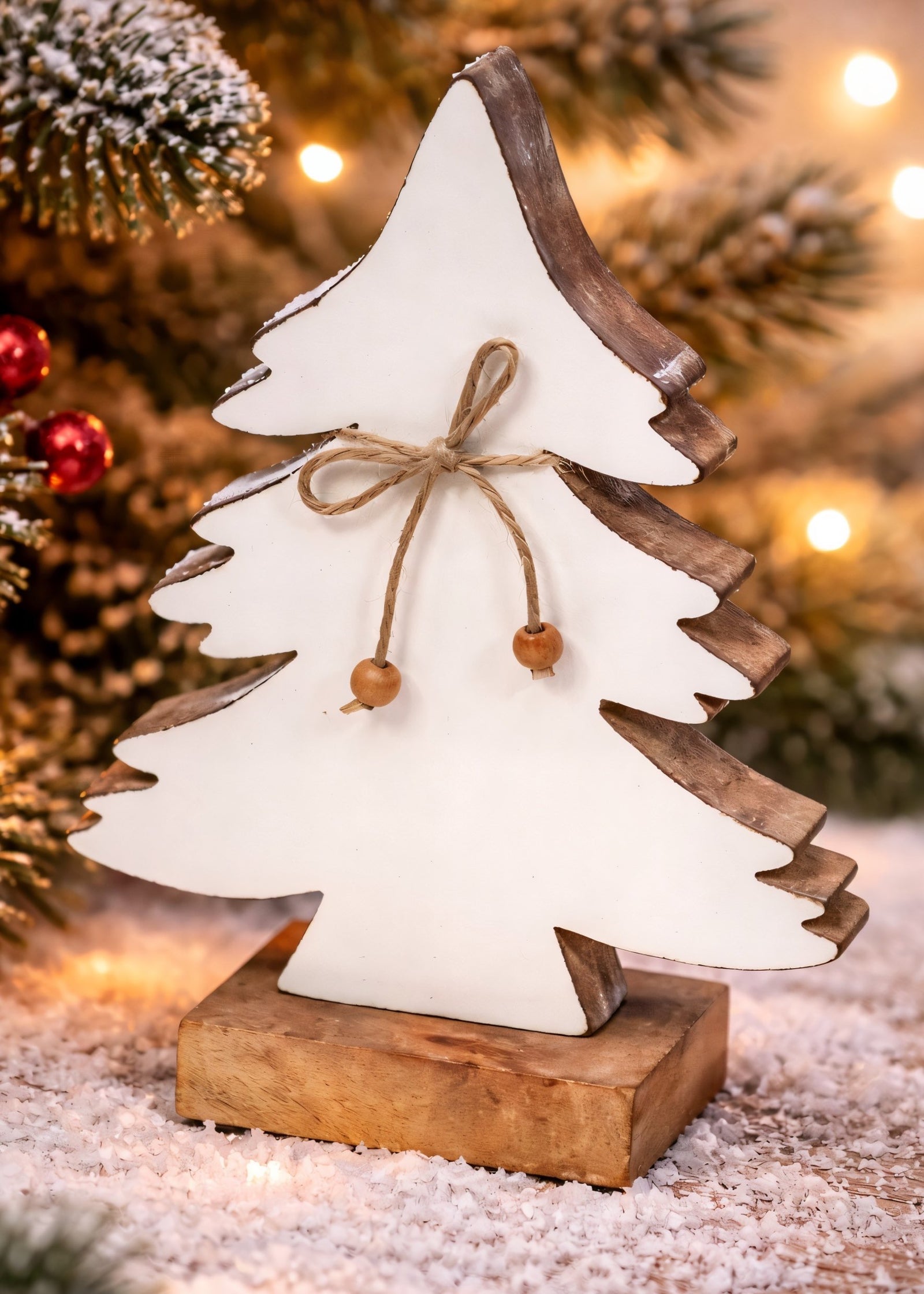 ITEM XMSTU1002L - 11.5"X8.5" MANGO WOOD TREE WITH ENAMEL WHITE