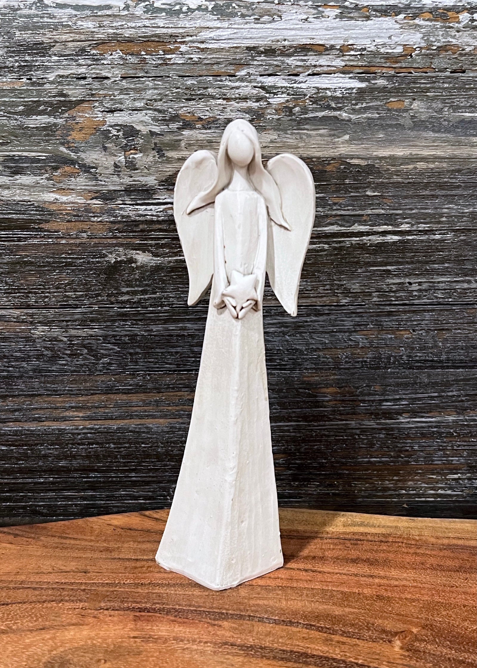ITEM XMWC1032 - 2"X1.75"X6" POLYRESIN ANGEL HOLDING A STAR
