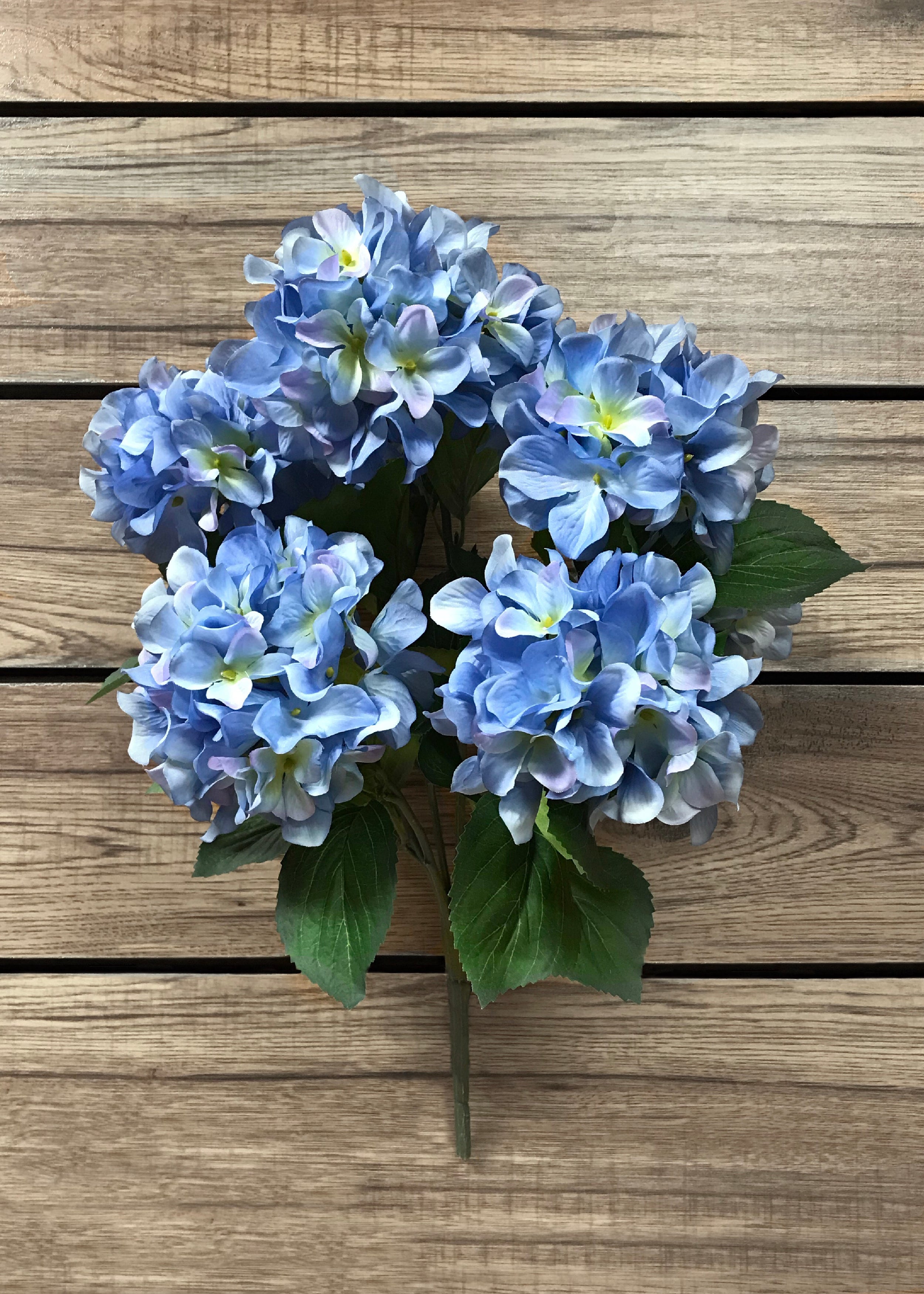 ITEM 10147 BL - 21" BLUE HYDRANGEA BUSH X 7
