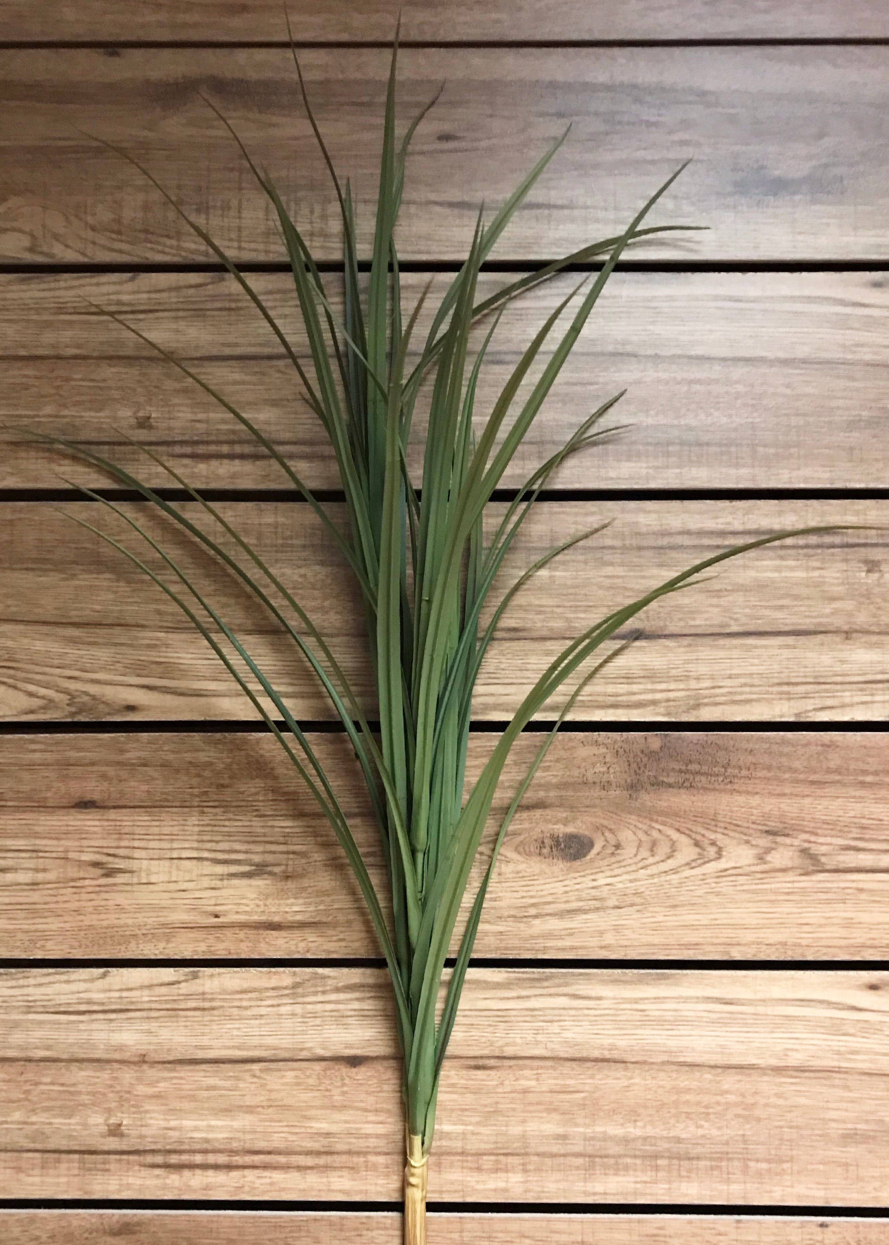 ITEM 11290 GR - 36" GREEN PLASTIC GRASS BUSH