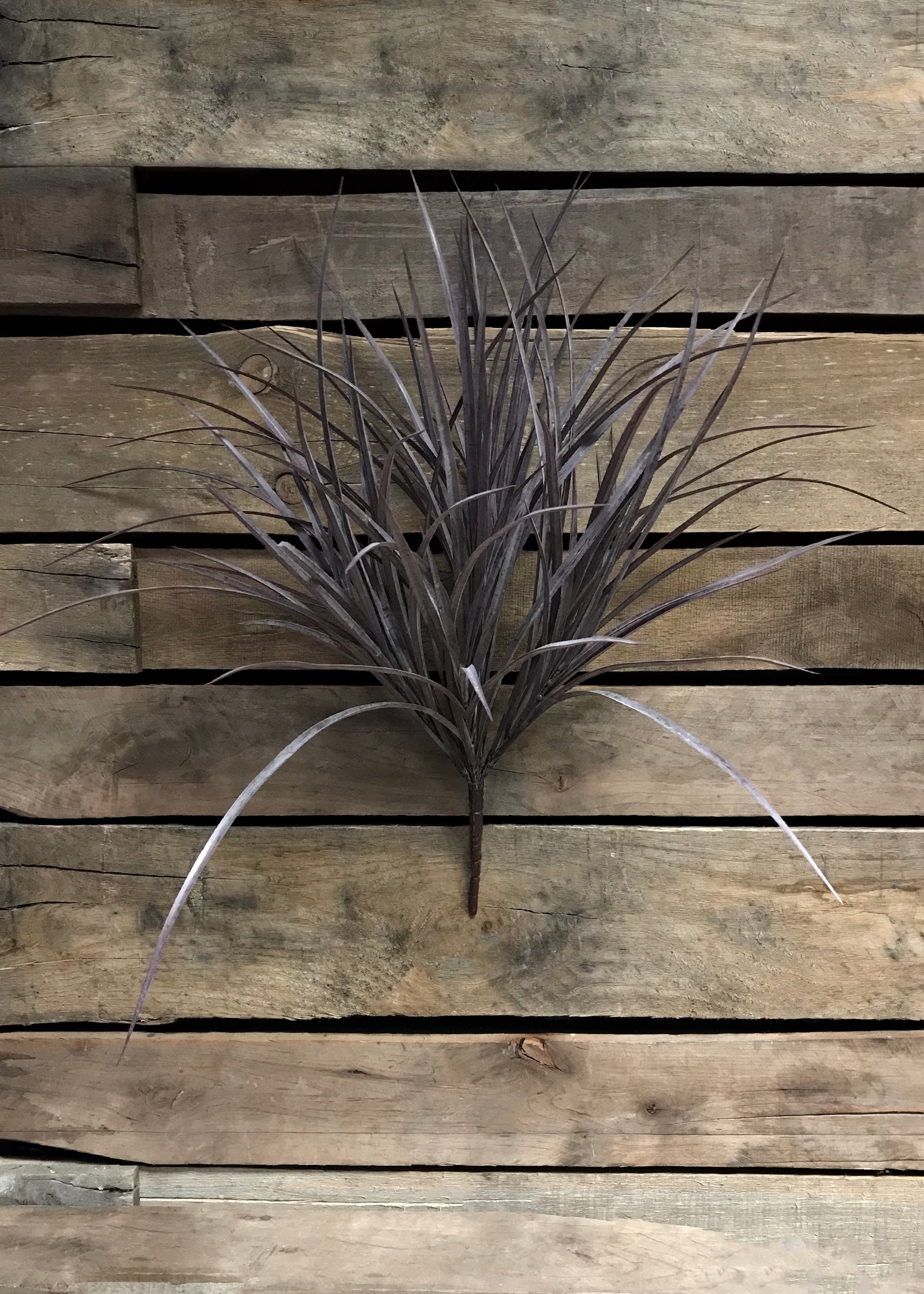ITEM 11217 BUR - 20" GRASS BUSH