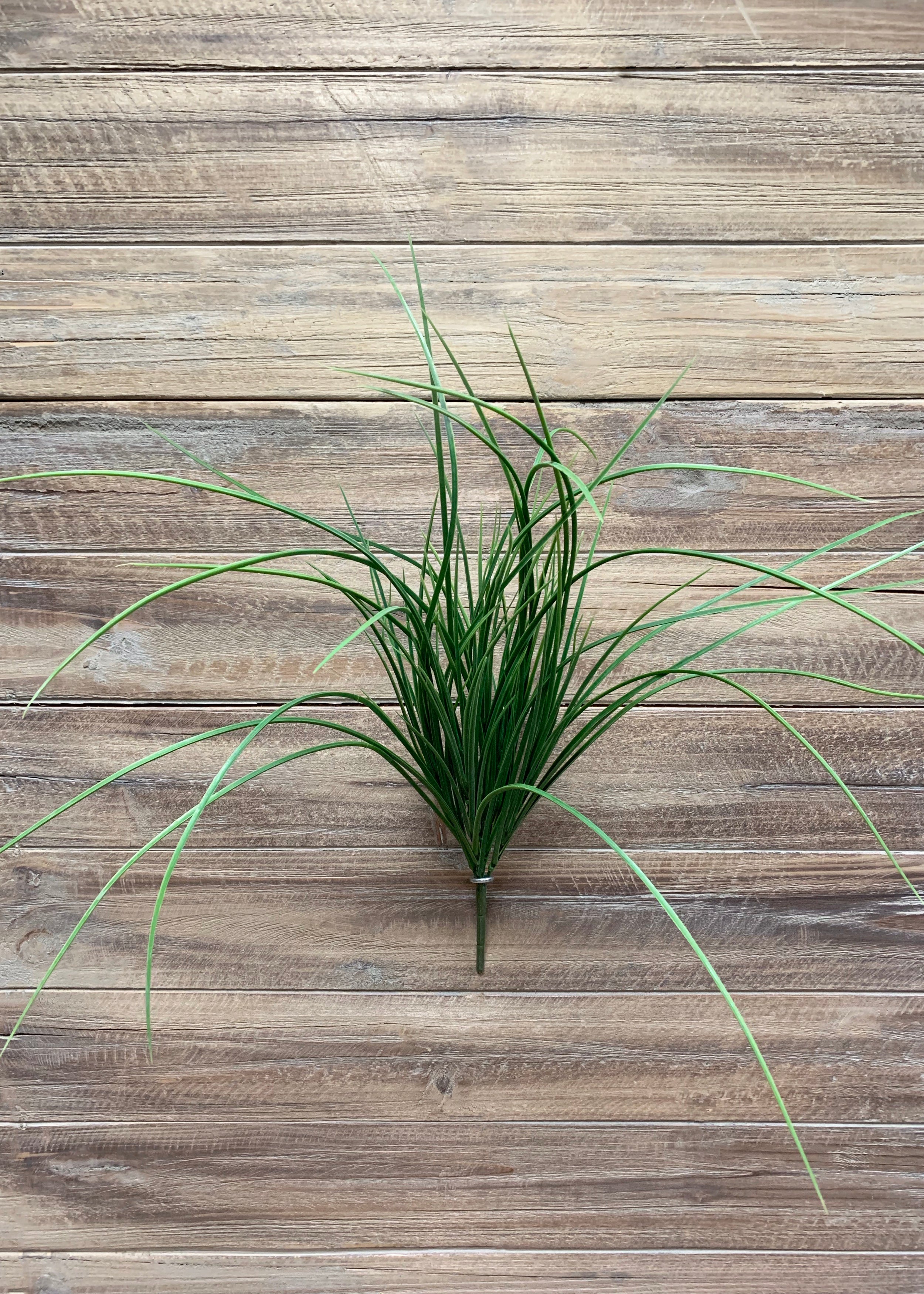 ITEM 11373 -  19" GREEN GRASS BUSH
