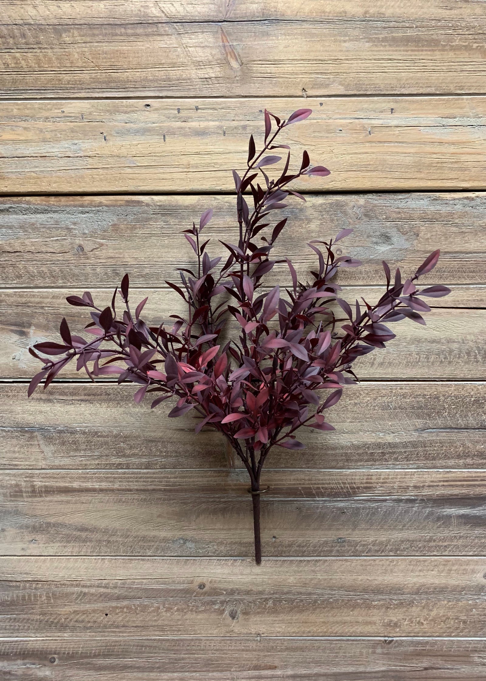 ITEM 11398 BUR - 18" BURGUNDY WILLOW LEAVES BUSH