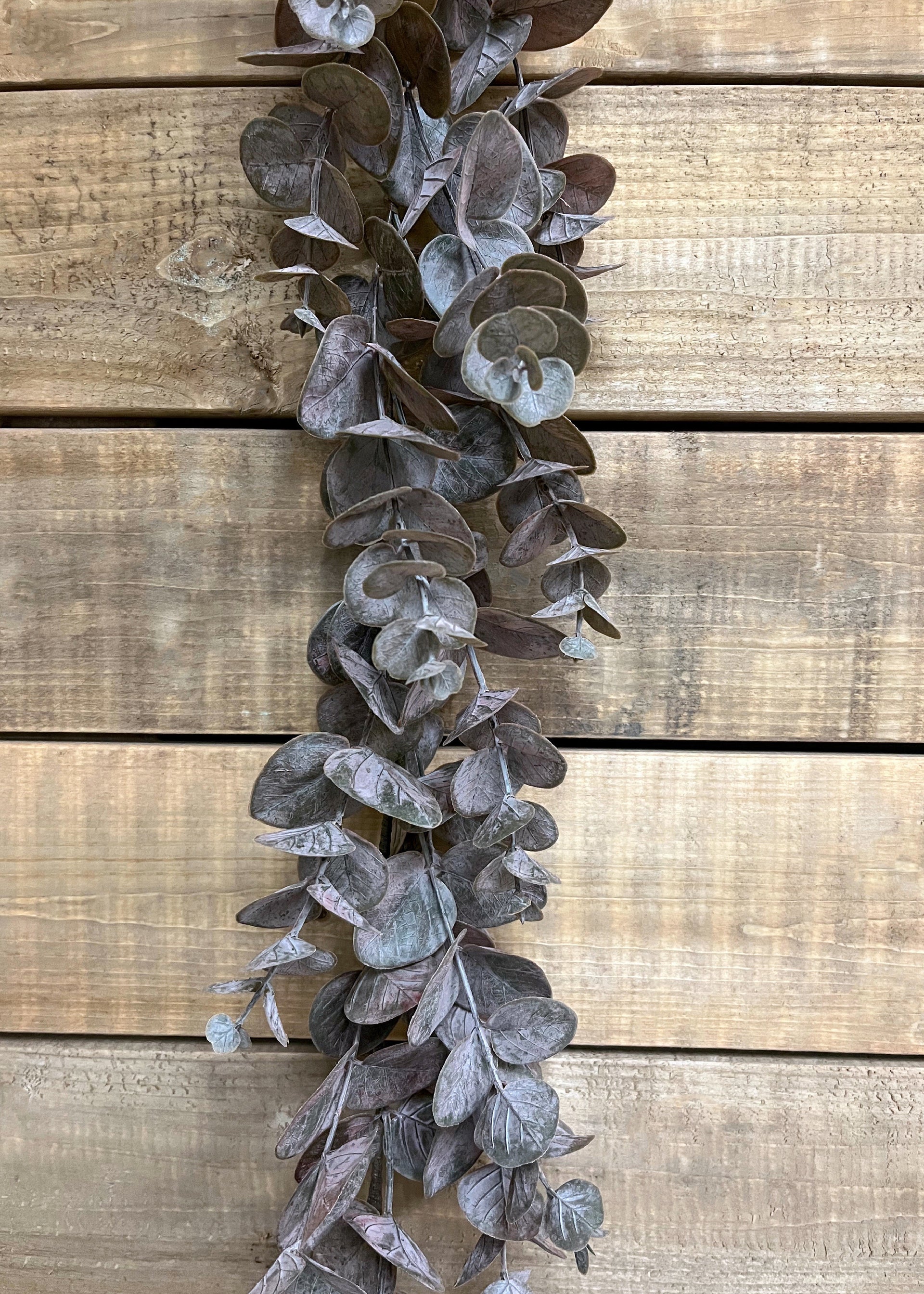 ITEM 11448 6' MATT BROWN EUCALYPTUS GARLAND · Tri W Imports