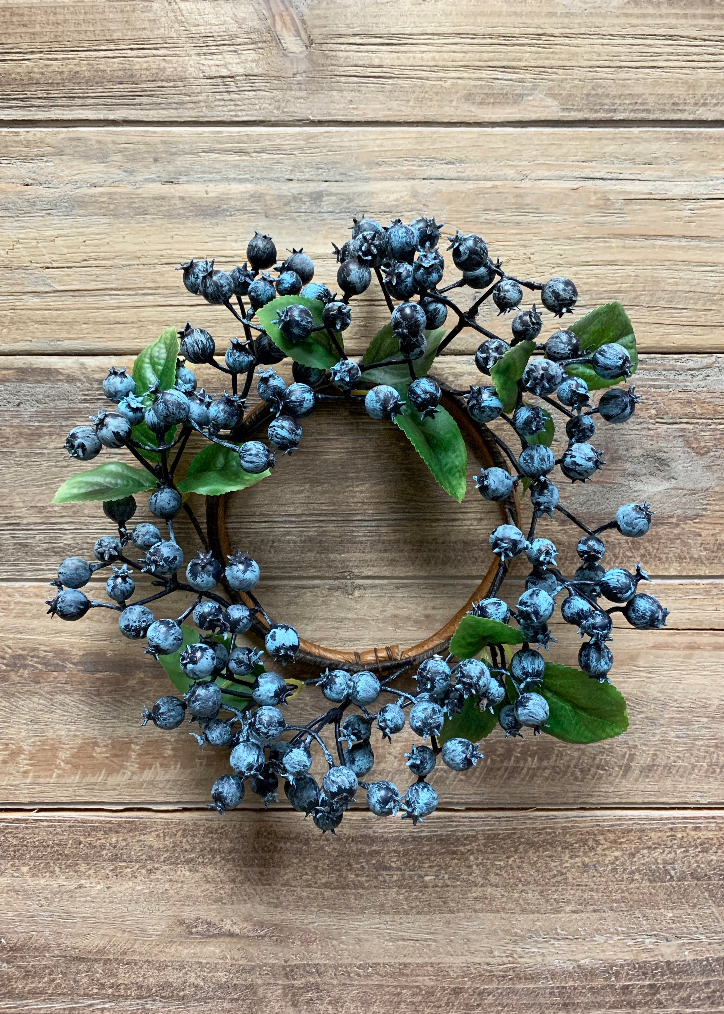 ITEM 12254 - 4.5" INSIDE DIM, 9" OUTSIDE DIM BLUEBERRY CANDLE RING