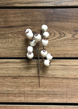 ITEM 81235 CM - 8" OUTDOOR CREAM CRANBERRY PICK - 12 PIECES PER BAG