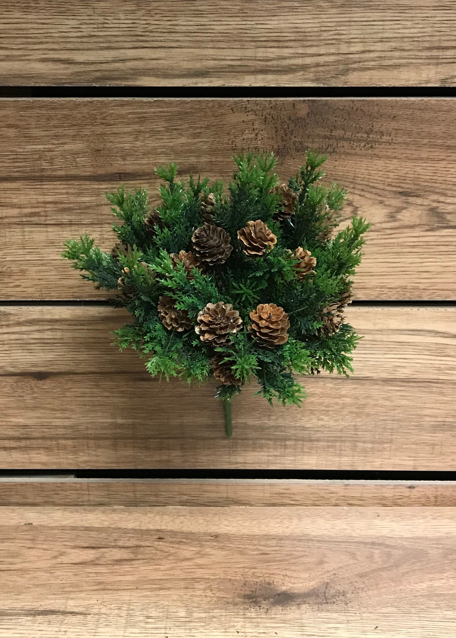 ITEM 81266 - 12" CONE AND GRASS BUSH