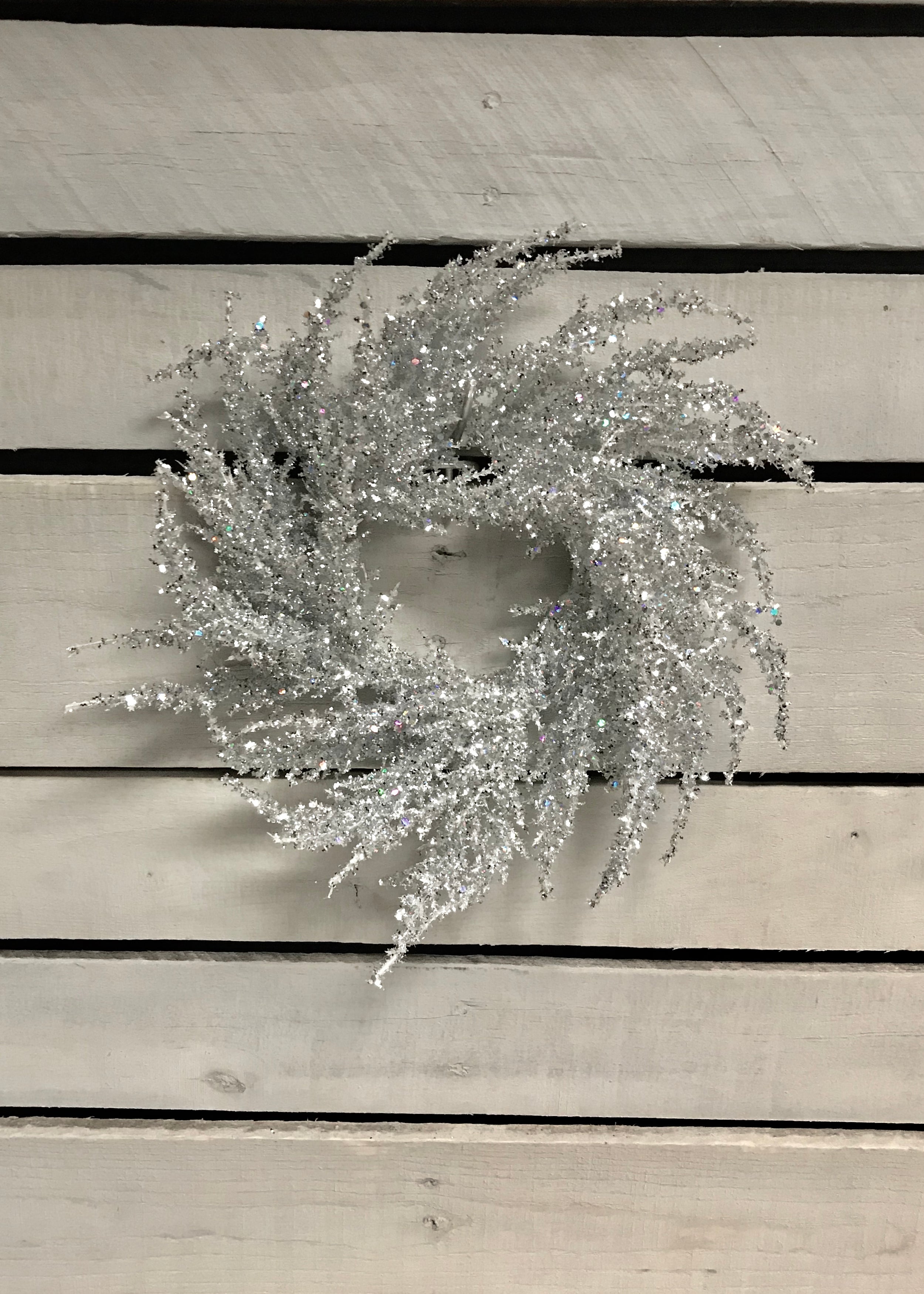 ITEM 81372 - 3" INSIDE DIM, 10" OUTSIDE DIM SILVER ATLANTIC PINE CANDLE RING