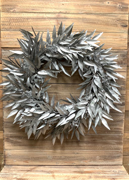 ITEM 81589 SILVER - 24" SILVER WILLOW EUCALYPTUS WREATH