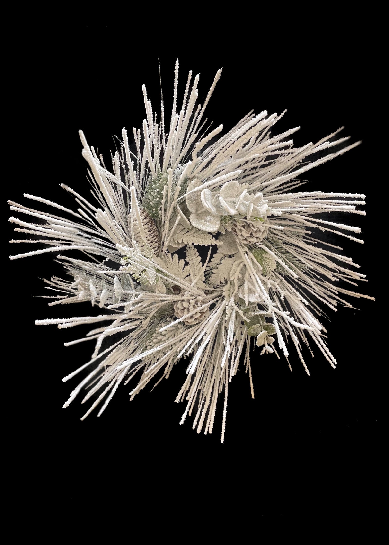 ITEM 81634 - 14" SNOWED SUGAR PINE WREATH WITH CONES