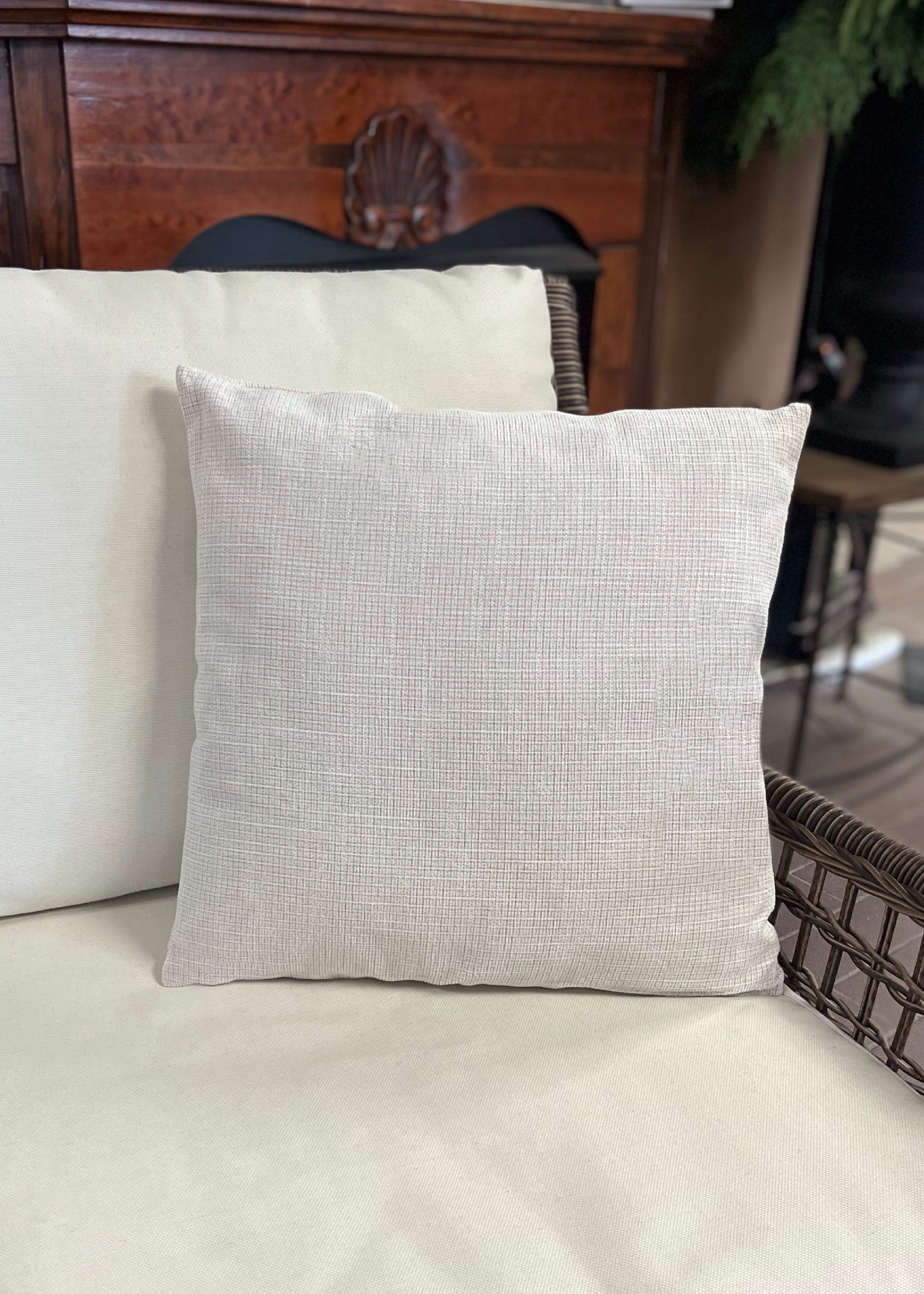 ITEM DQ1210 - 17" IVORY PILLIOW
