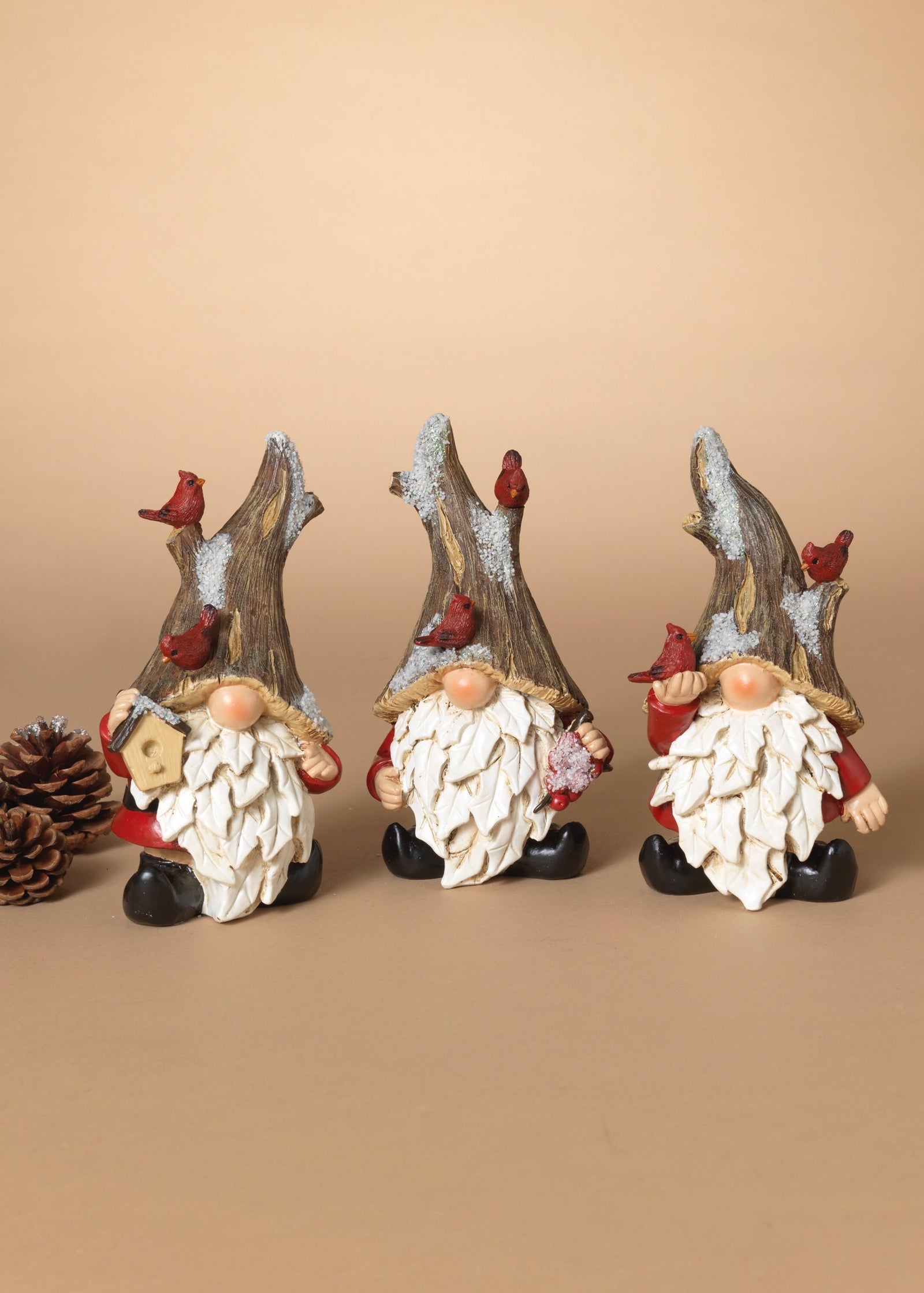 ITEM G2690860 - 6.7"H RESIN HOLIDAY GNOME
