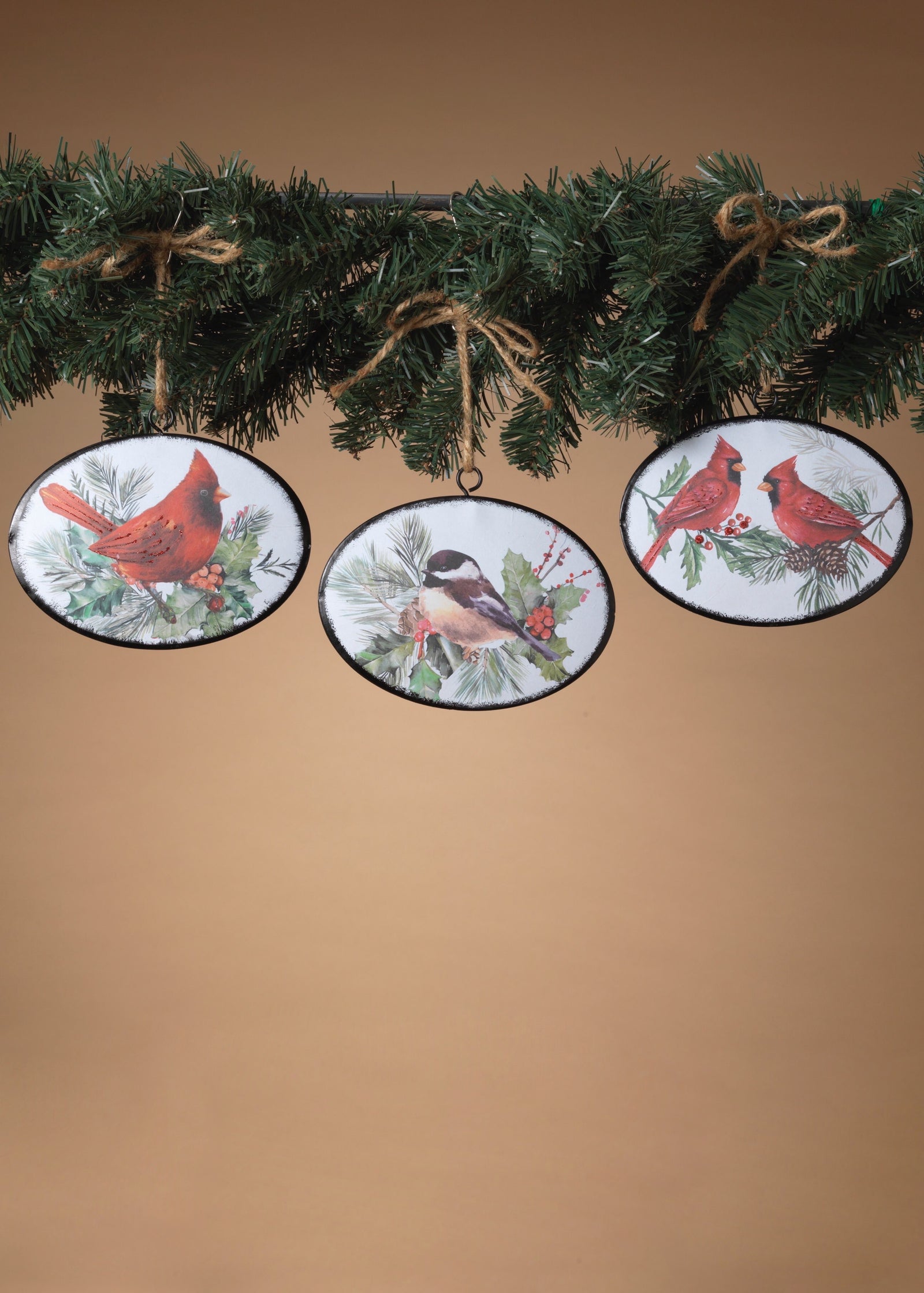 ITEM G2695060 - 6.13"L METAL HOLIDAY BIRD DESIGN ORNAMENT