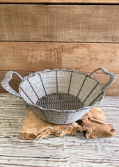 ITEM GB3040C -  11.5inD ROUND GRAY WEAVE BASKET WITH HANDLE