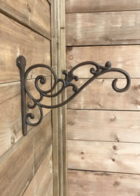 ITEM KOP 13736 - 10.5" X 8" CAST IRON SINGLE WALL HOOK