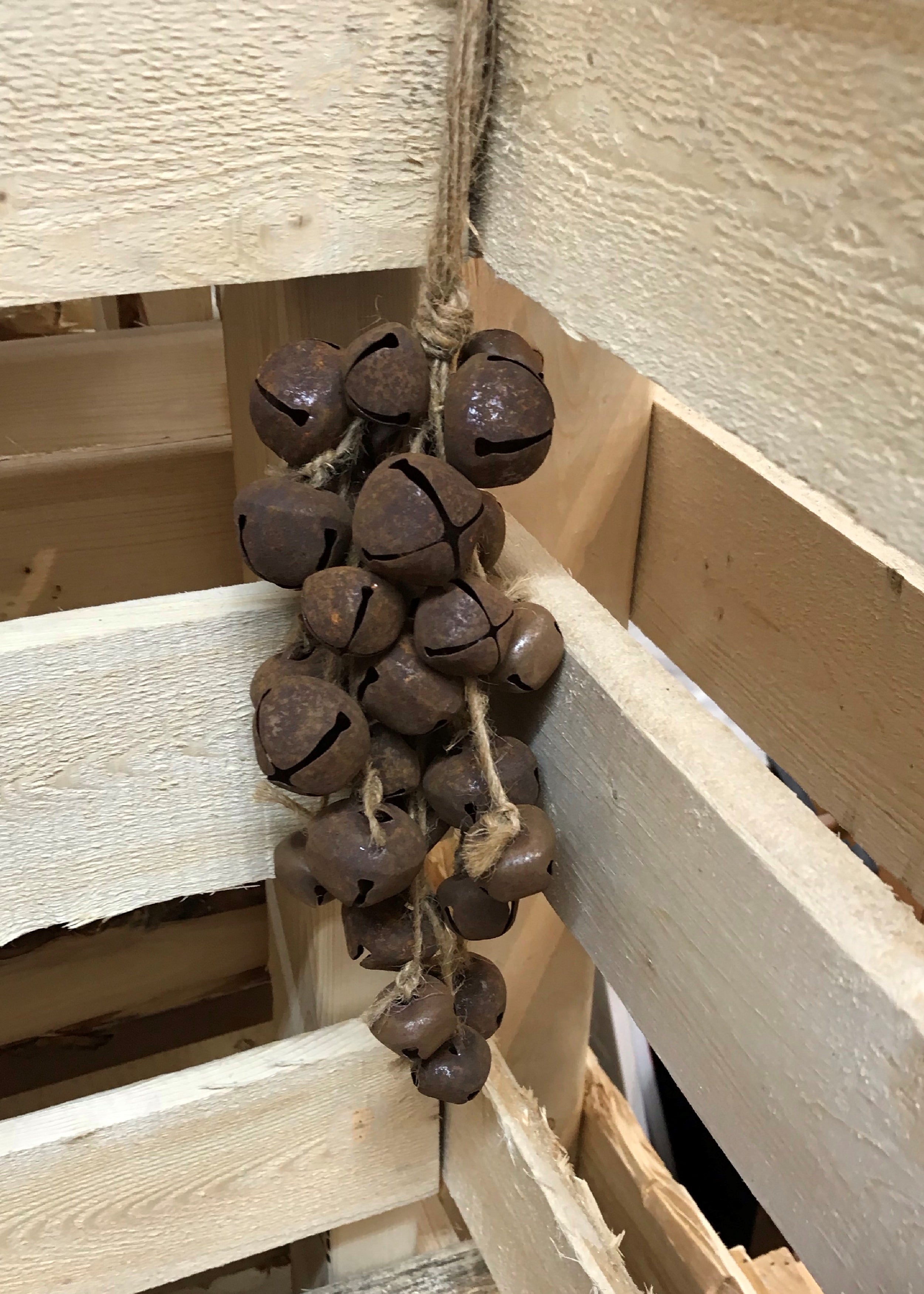 ITEM KOP 43943 -  14in RUSTIC BELL CLUSTER