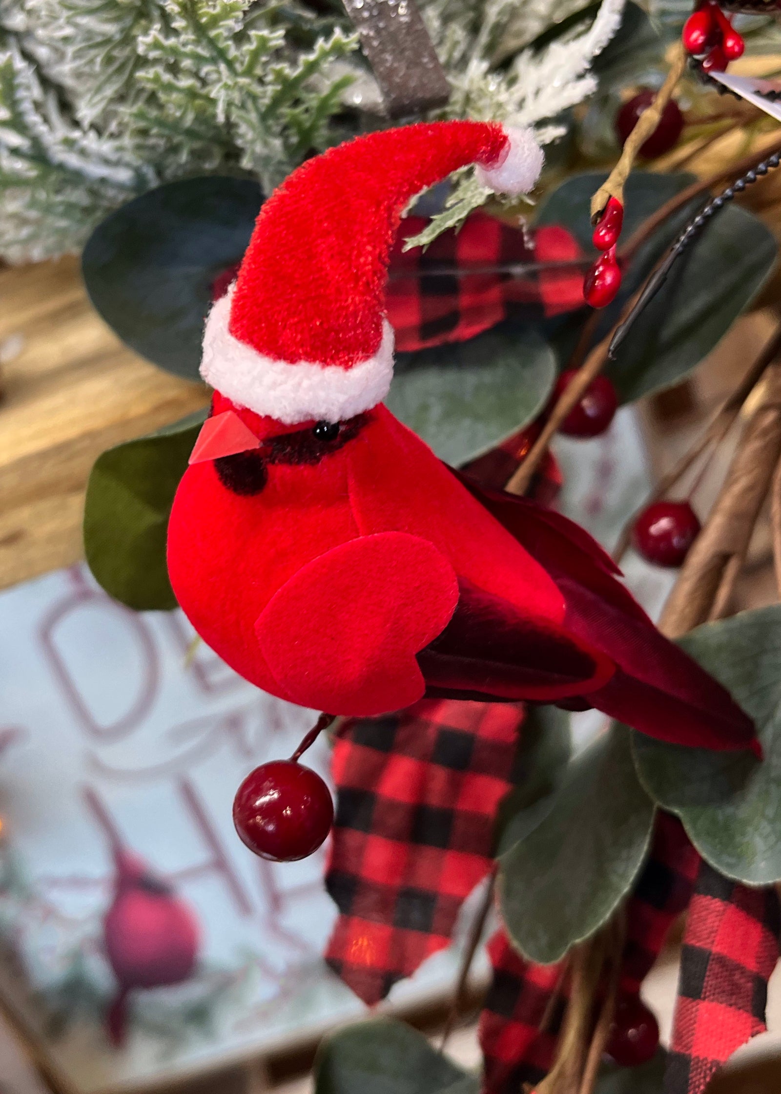 ITEM KOP 46875 - 4" SANTA CARDINAL WITH CLIP