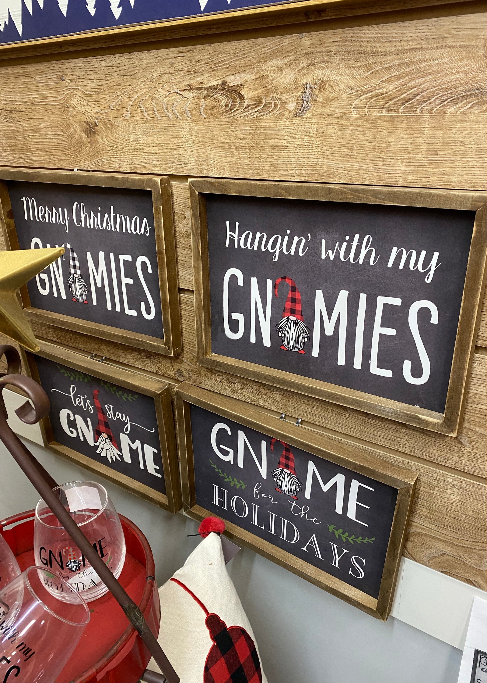 ITEM KOP 49663 -  13.5"X9.75" GNOME PLAQUES